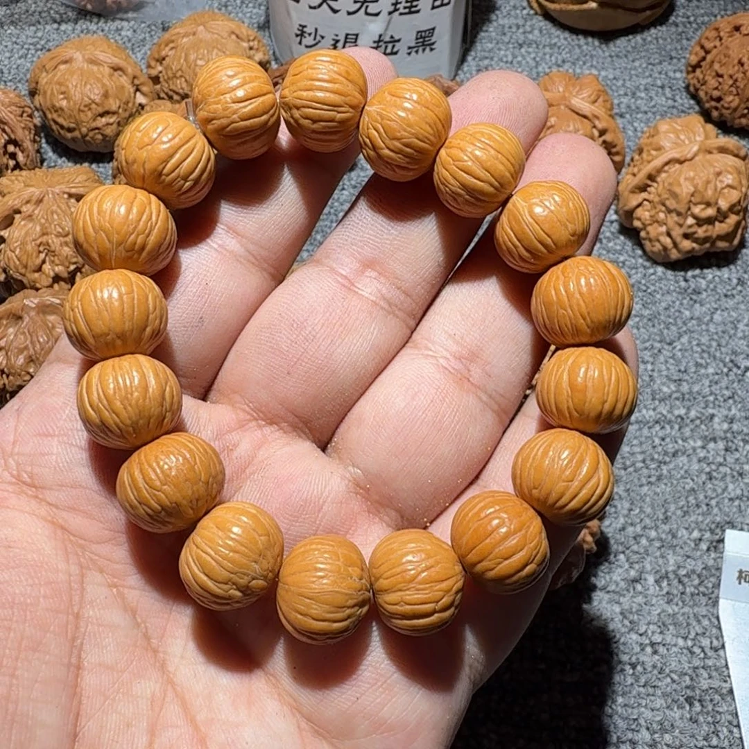 猴头核桃吊坠土豪