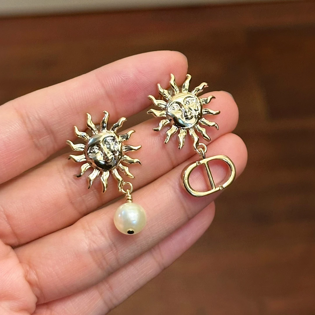 铜合金仿珍珠耳饰 E0208 时尚气质百搭太阳花AB款耳钉