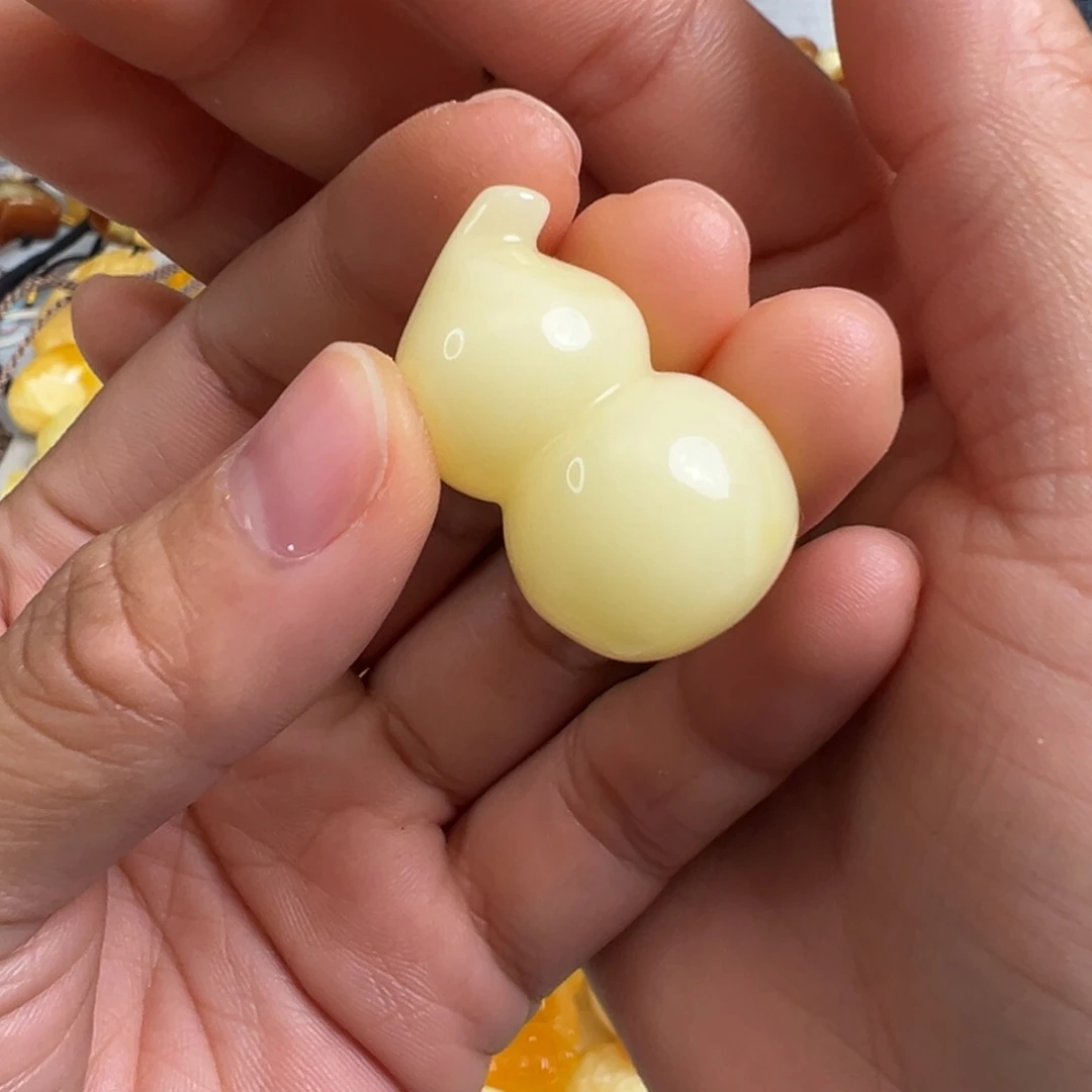 蜜蜡未镶嵌裸石蜜蜡