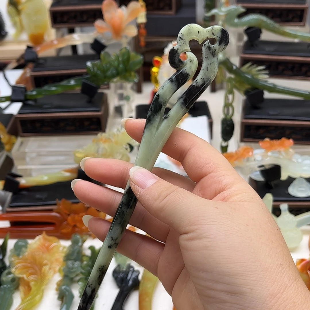 蛇纹石玉未镶嵌岫玉发簪