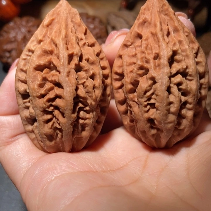 把件文玩核桃东北楸子小雪56