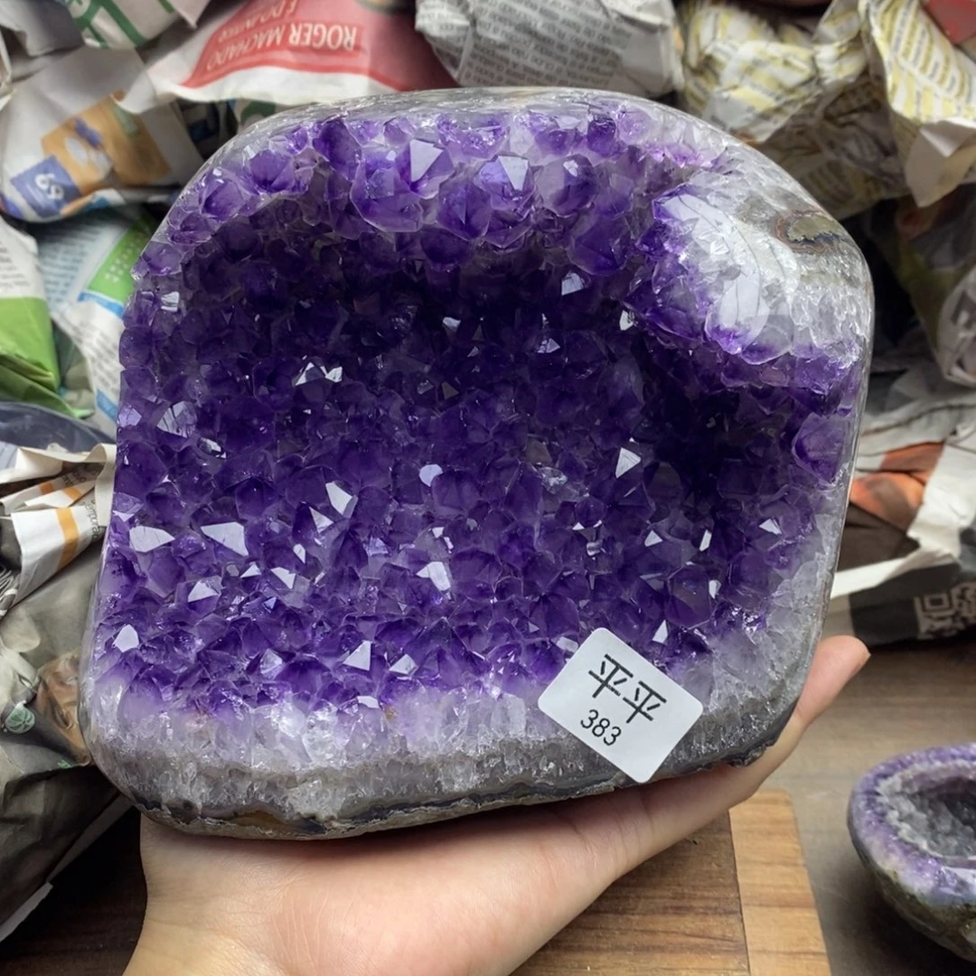 +***E大型摆件（非配饰）未镶嵌水晶