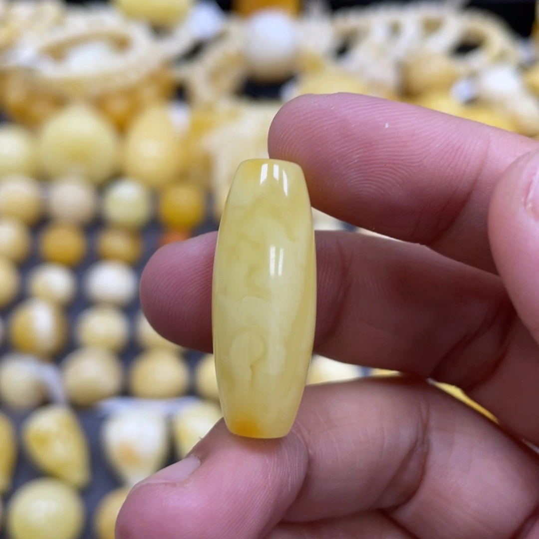 蜜蜡未镶嵌裸石11*29.8mm