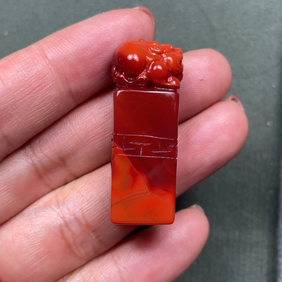 南红玛瑙颈饰未镶嵌