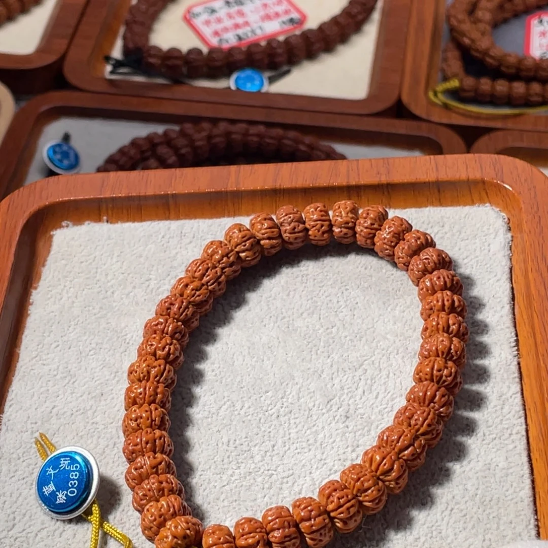 J***犬金刚菩提吊坠精品泰森10+