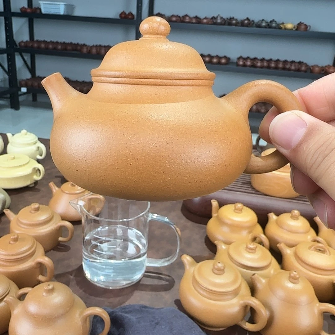 茶壶紫砂黄金段220cc