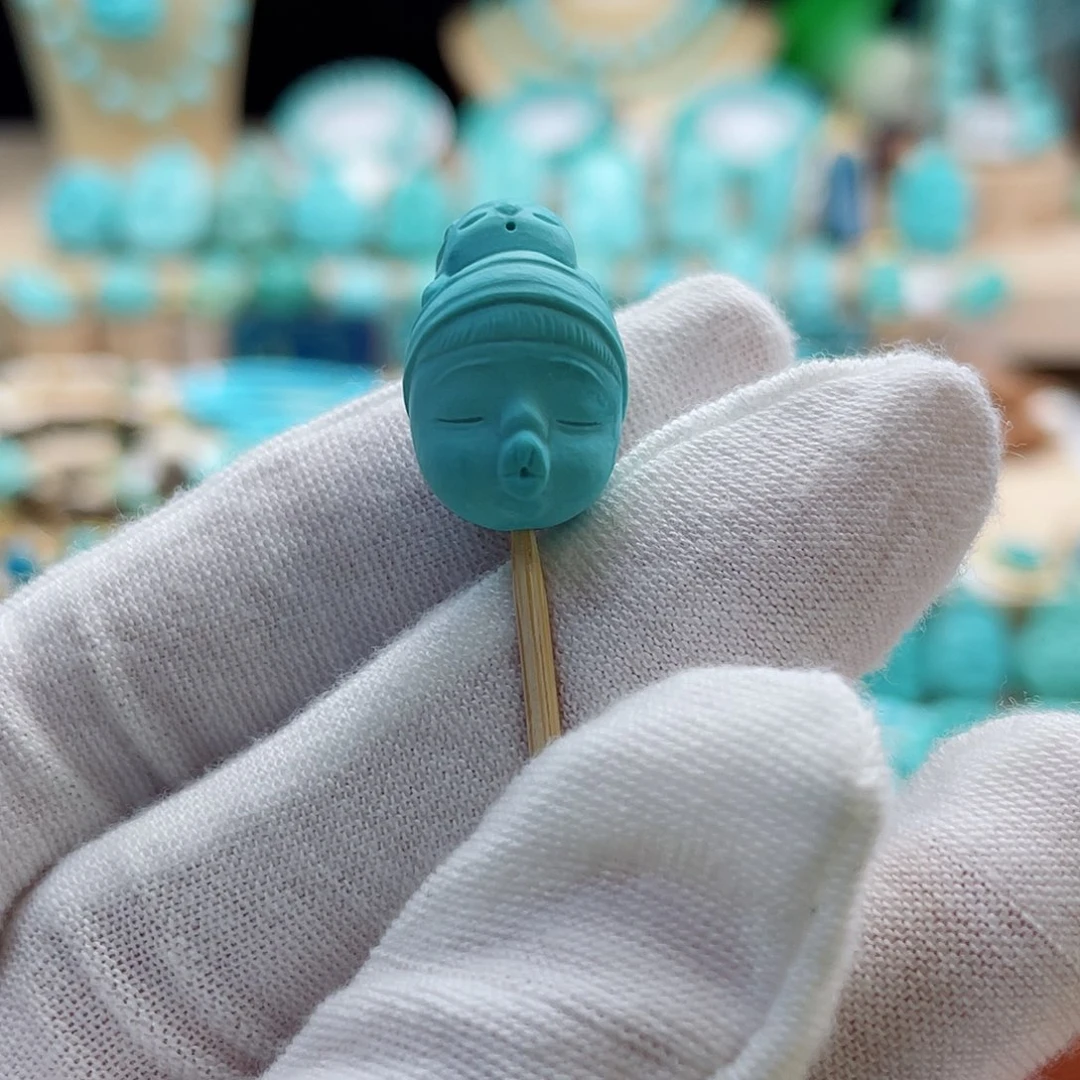 绿松石未镶嵌珠宝奇石