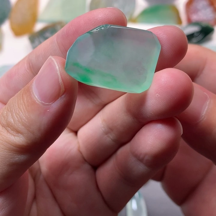 定制翡翠未镶嵌定制