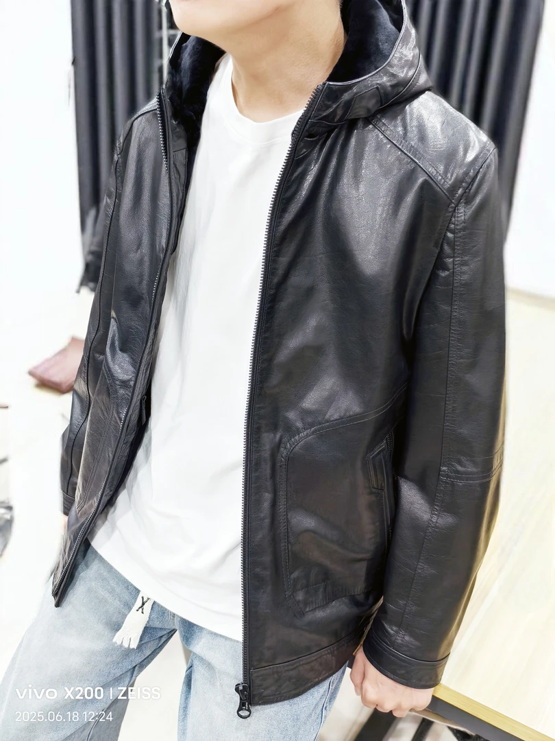 男款连帽牛皮油蜡真皮羊羔毛内胆夹克加厚工装风