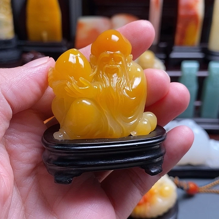 曾****寿山石寿山老坑青黄结晶芙蓉石 李在栋作