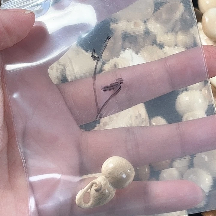 泥塑不打孔联系客服