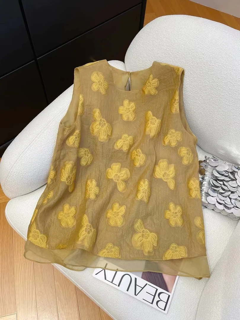 法式气质立体花朵无袖上衣（8852）