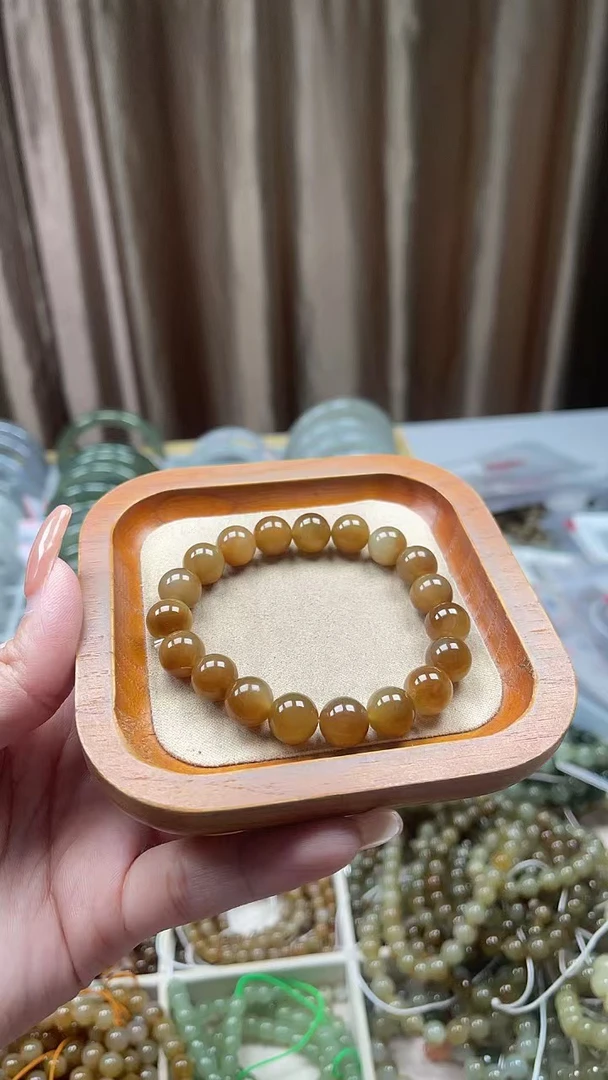 天然和田玉，卡10mm