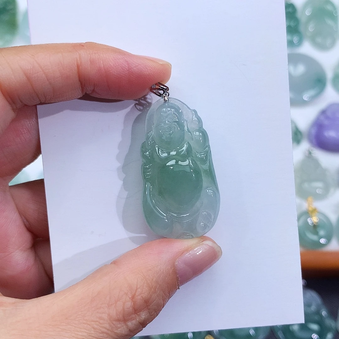 翡翠18K金镶嵌颈饰翡翠吊坠