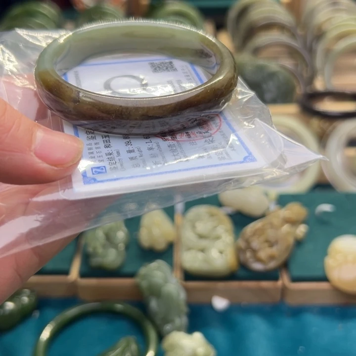 和田玉手镯未镶嵌55圈围Q0416