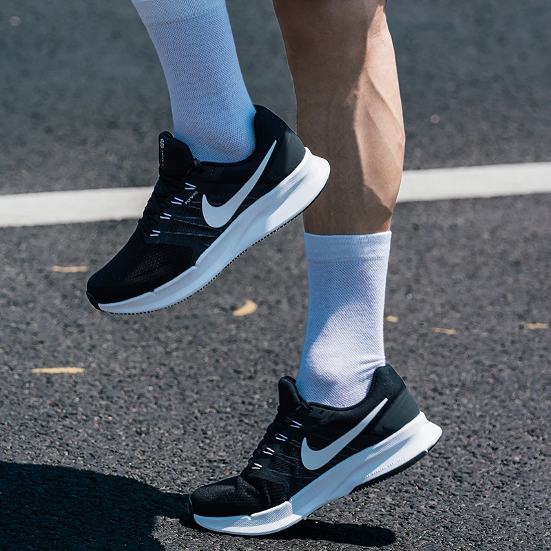 NIKE耐克男鞋夏季新款运动鞋RUN SWIFT 3跑鞋缓震跑步鞋DR2695