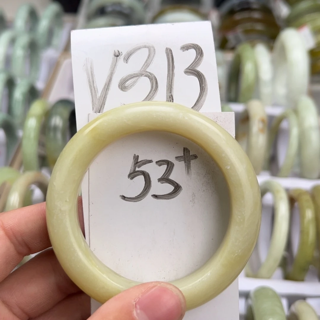 岫玉手镯未镶嵌天然岫玉微瑕
