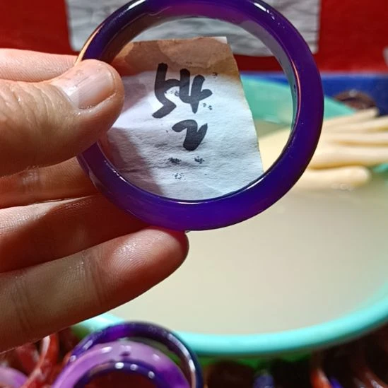 玛瑙/玉髓手镯未镶嵌