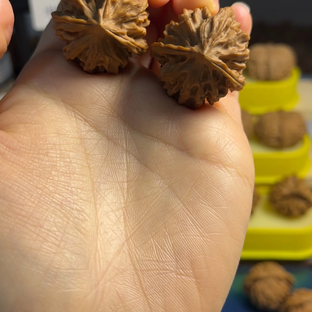 把件文玩核桃岐山三棱