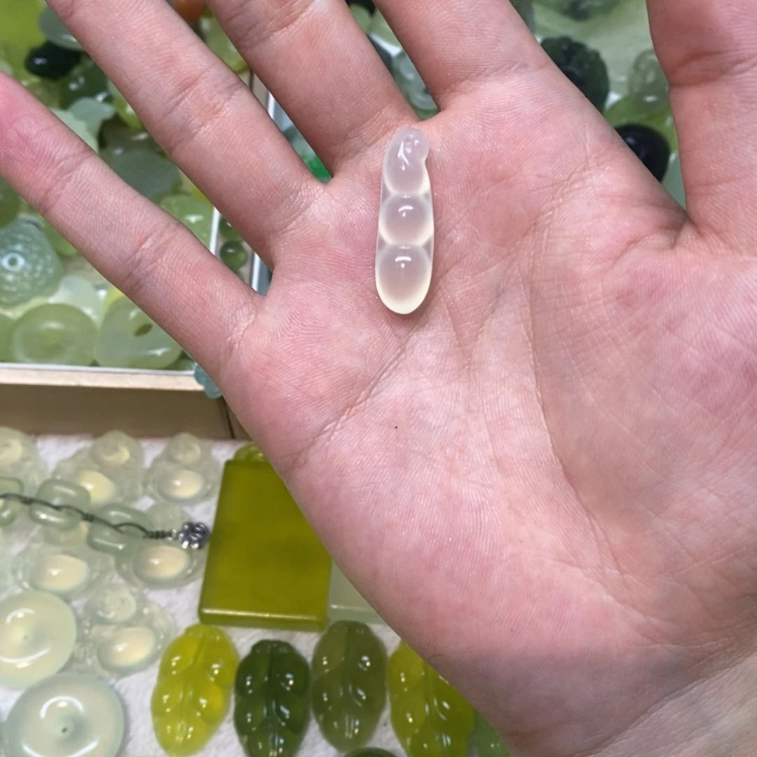 岫玉未镶嵌吊坠(不含链)两单包邮