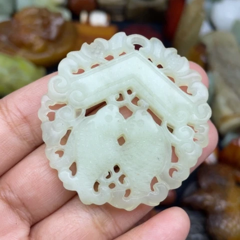 蛇纹石玉未镶嵌颈饰16