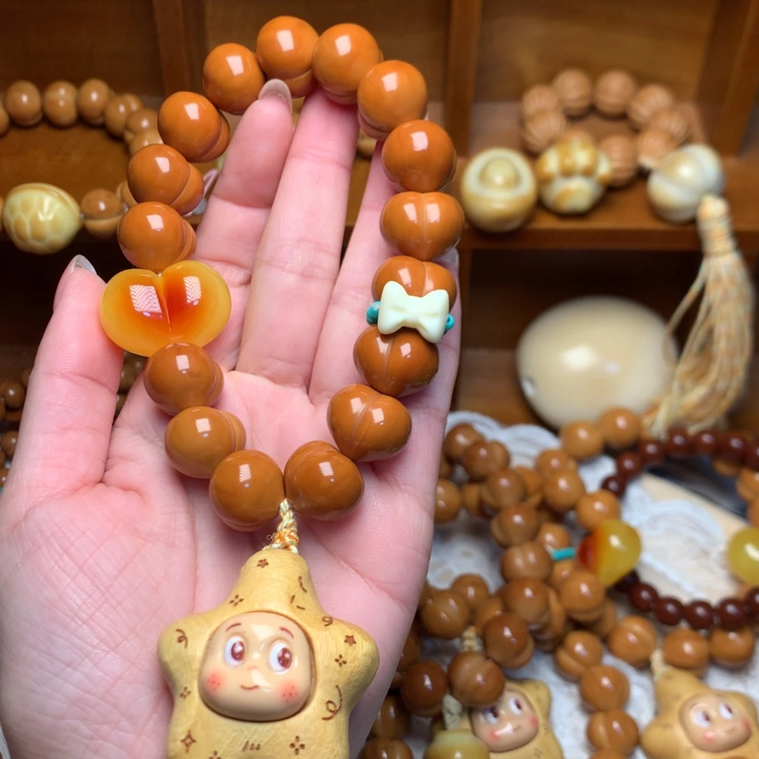 把件猴头核桃16玻璃底定制