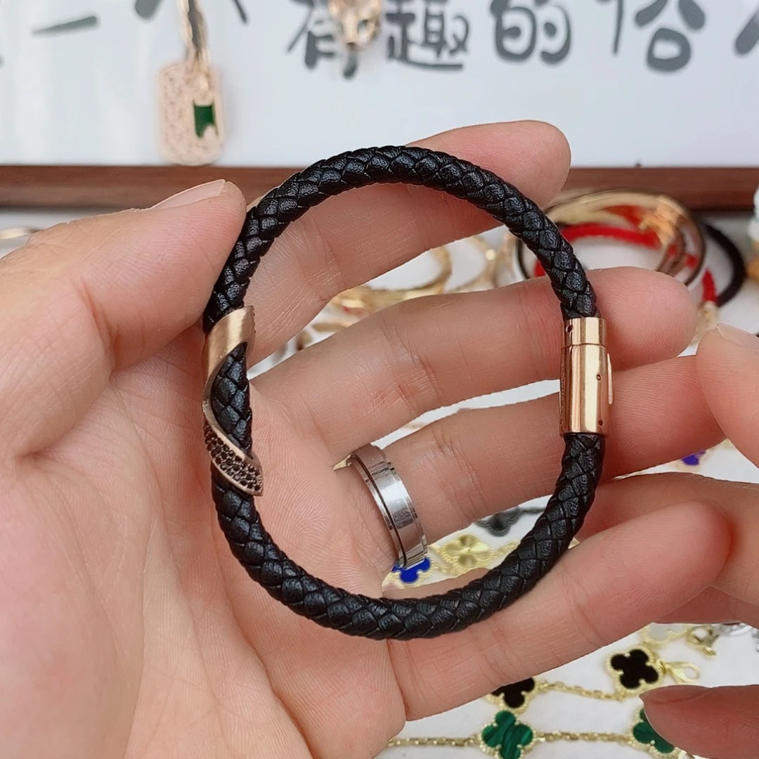 瓷片健健康康平平安安健健康康