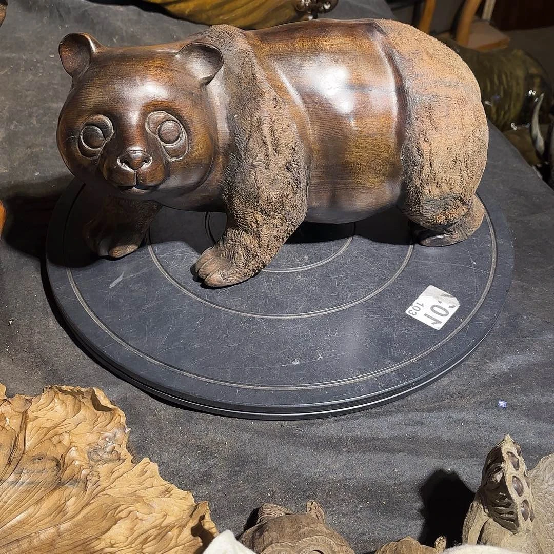金丝楠金丝楠木雕刻熊猫
