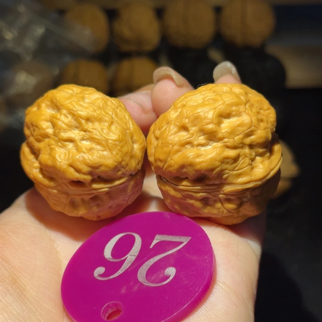 盘龙十八包35尺寸核桃