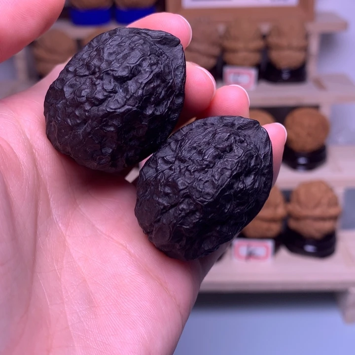 文玩核桃把件11高背地闷38尺。 虚