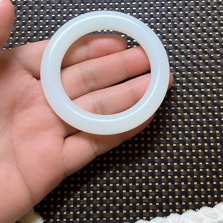 沧***海和田玉未镶嵌挂件