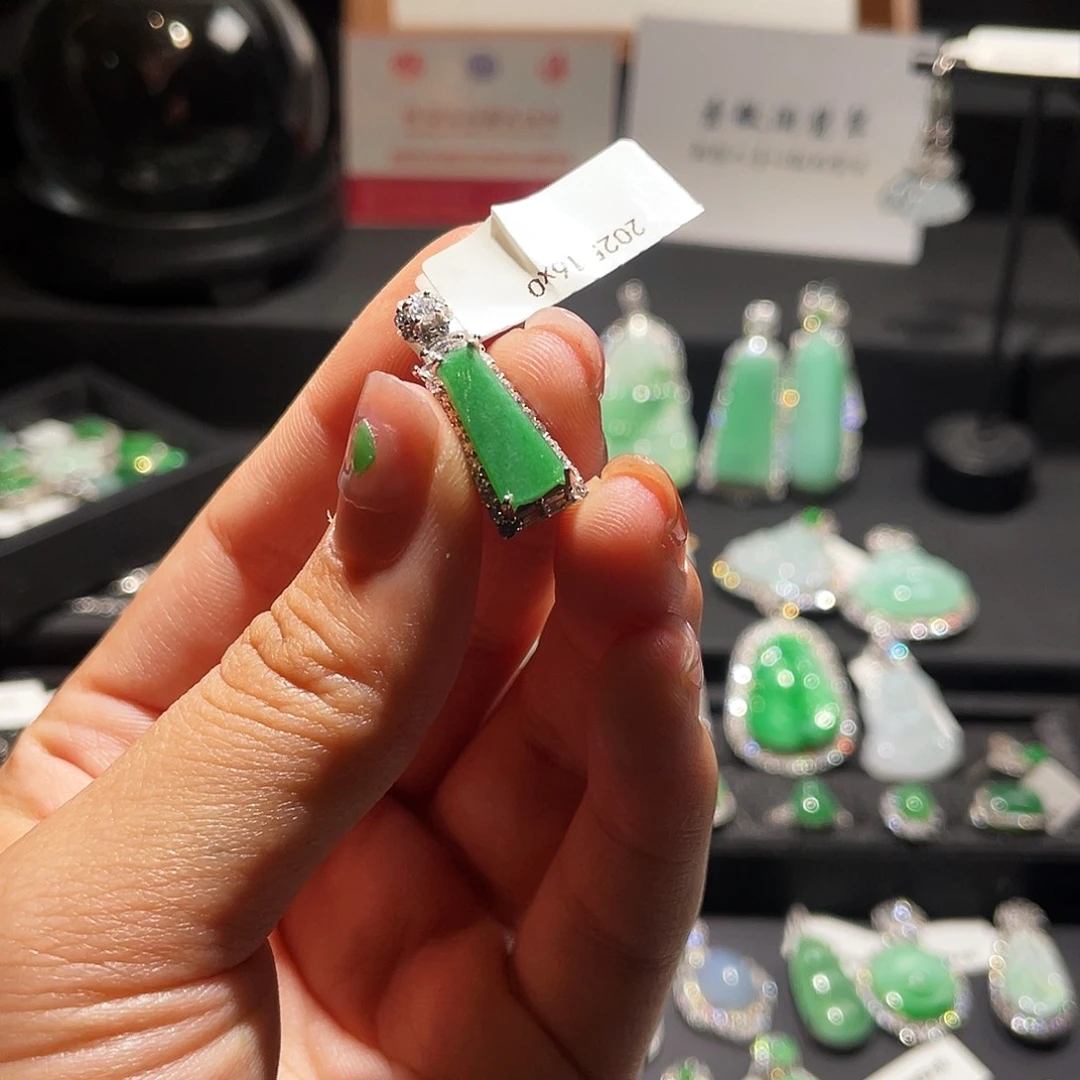 翡翠银S925镶嵌颈饰