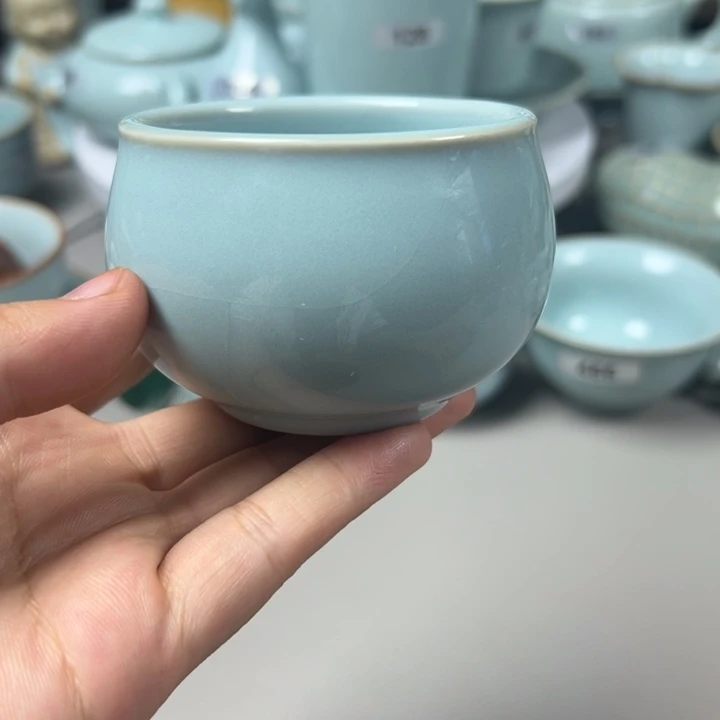 陶瓷天青水缸杯100cc无礼盒