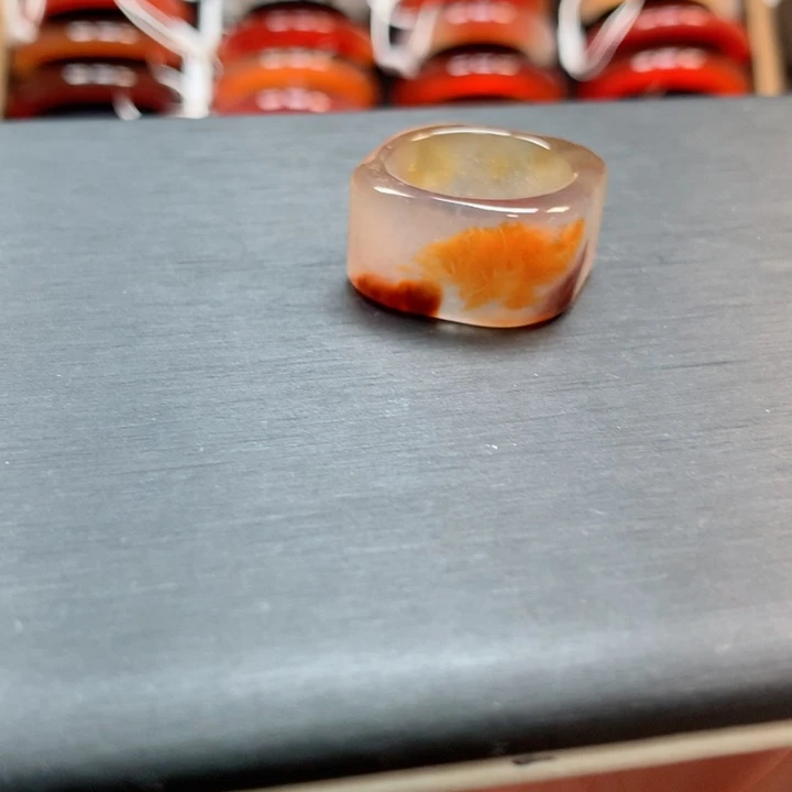 玛瑙/玉髓手镯未镶嵌清**遇