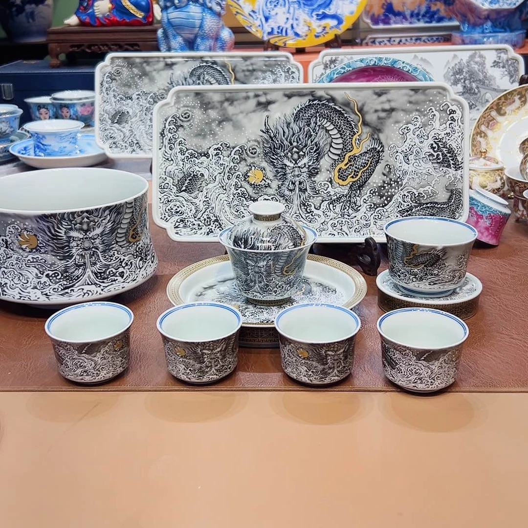 摆件景德镇陶瓷研究所从事生产经营