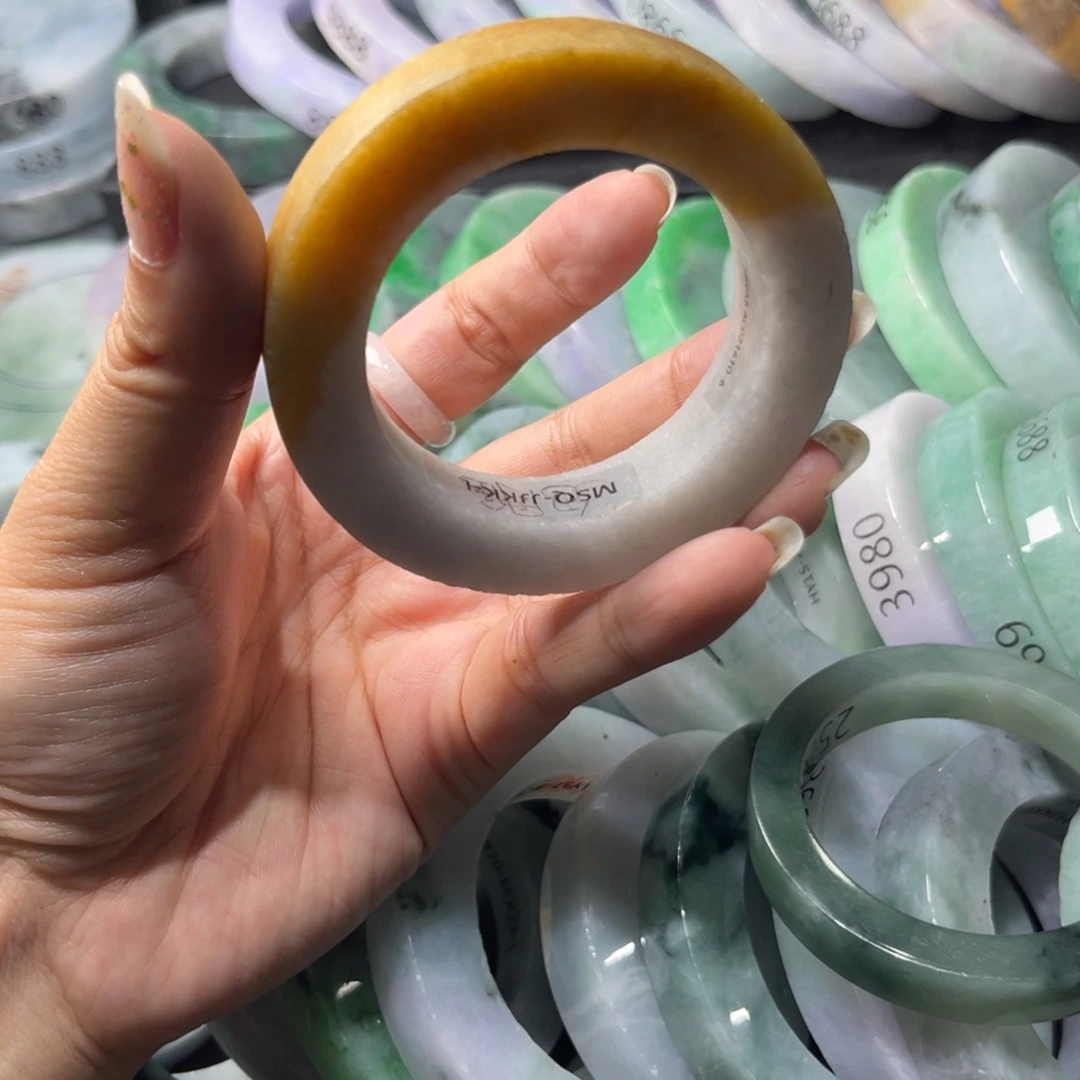 定制翡翠手镯未镶嵌