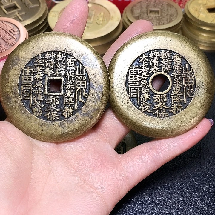 铜现代工艺品翻砂铸造两枚