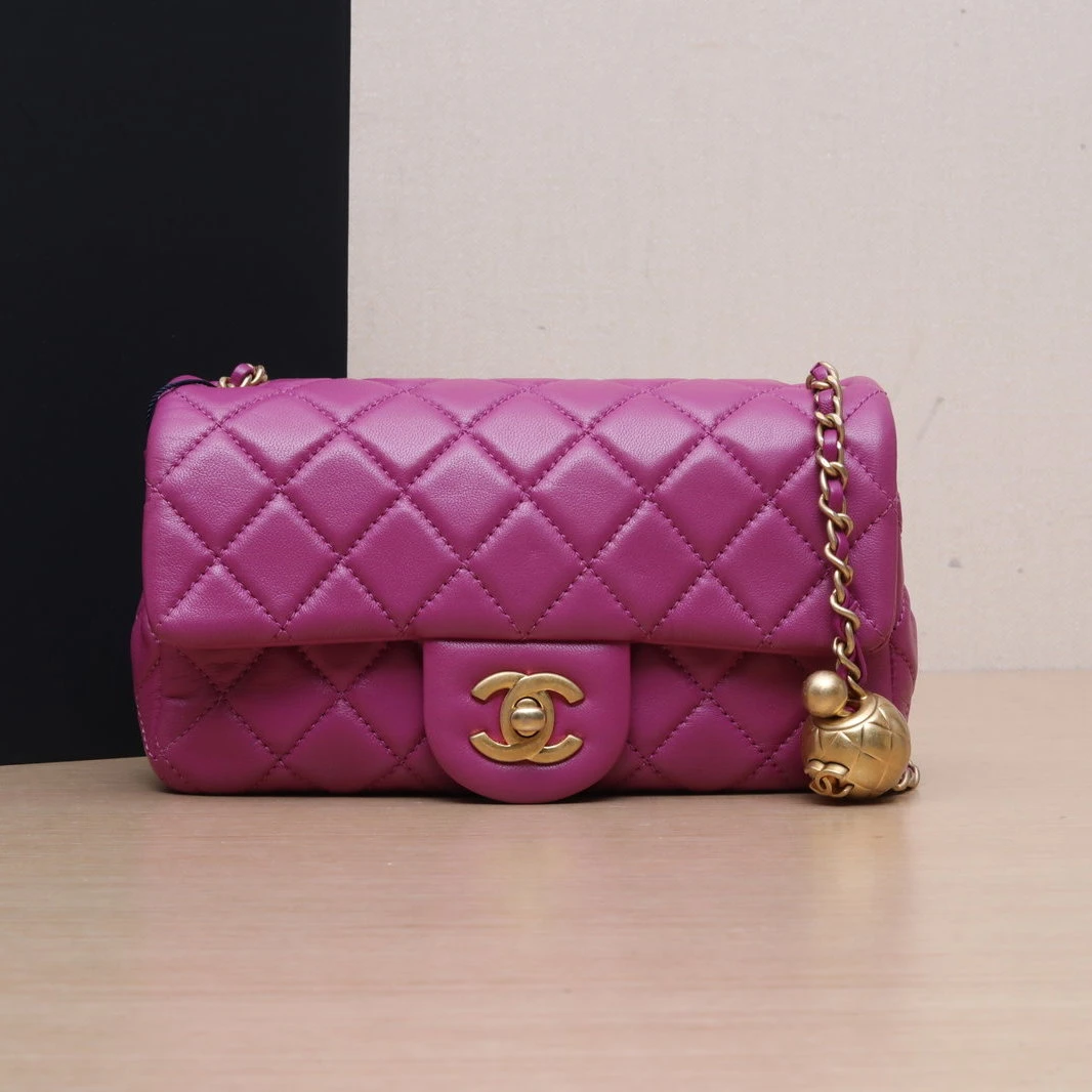 95新 Chanel/香奈儿 花花CF 口盖包 大Mini 紫色 皮革S 30开 金扣