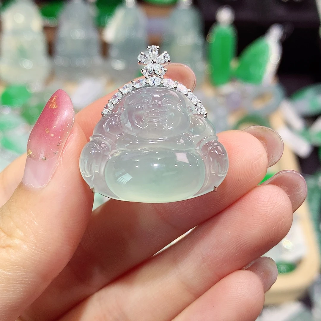 翡翠18K金镶嵌颈饰佛