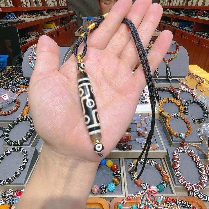 未镶嵌玛瑙/玉髓珠宝奇石