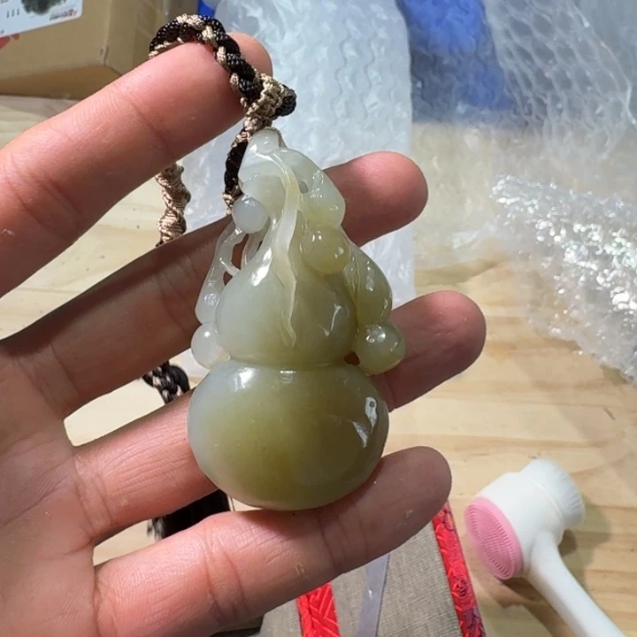 和田玉（糖玉）未镶嵌挂件