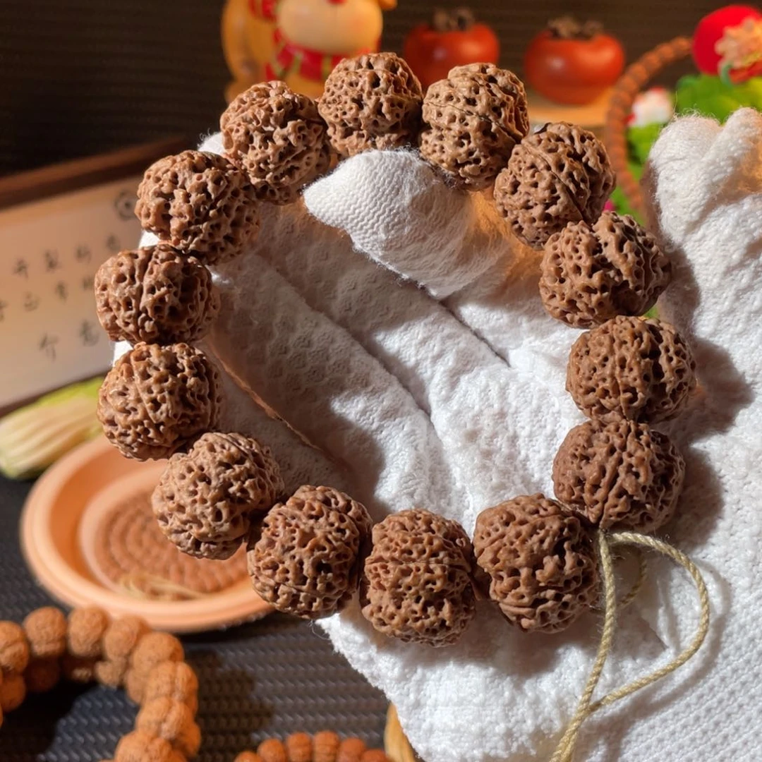 金刚菩提吊坠傲骨梅花23mm