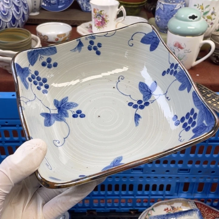 他家瓷器真美…开播了