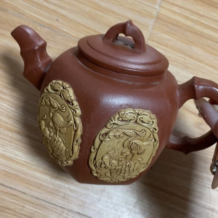 底槽青茶壶紫砂艺术作品