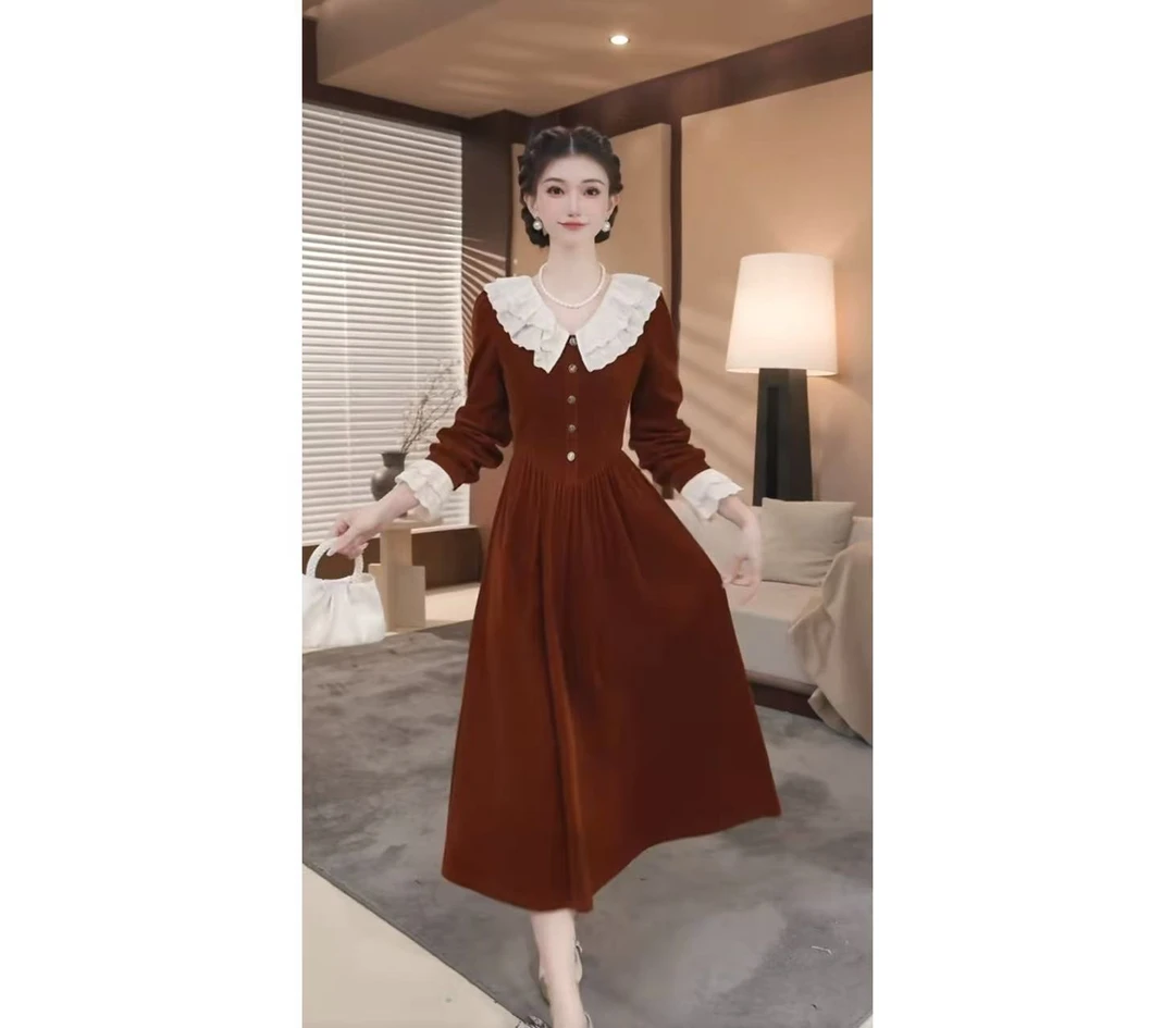 薇宝儿塔塔秋冬新款高腰设计感丝绒显瘦连衣裙-B9119K