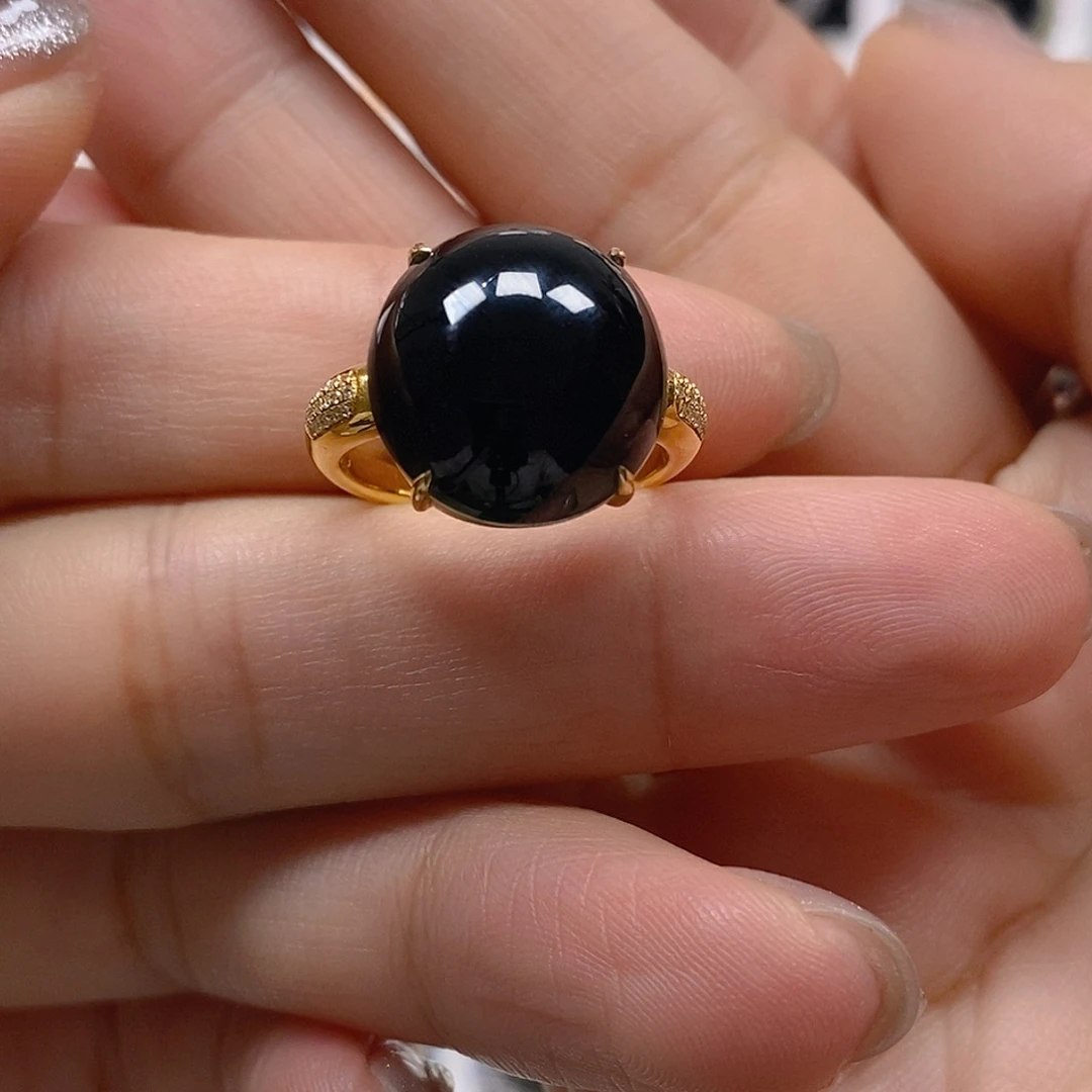 翡翠18K金镶嵌戒指戒指