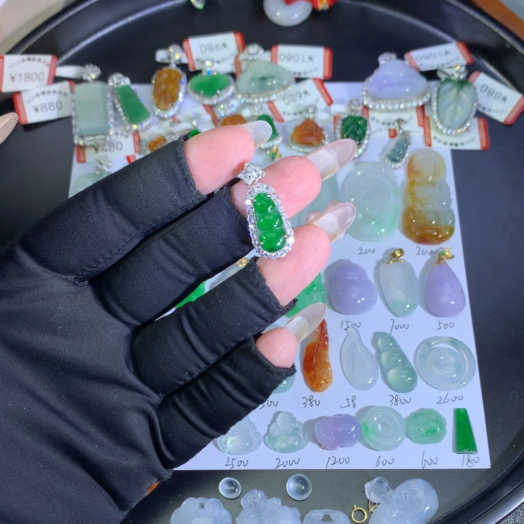 翡翠银S925镶嵌吊坠(不含链)绿豆