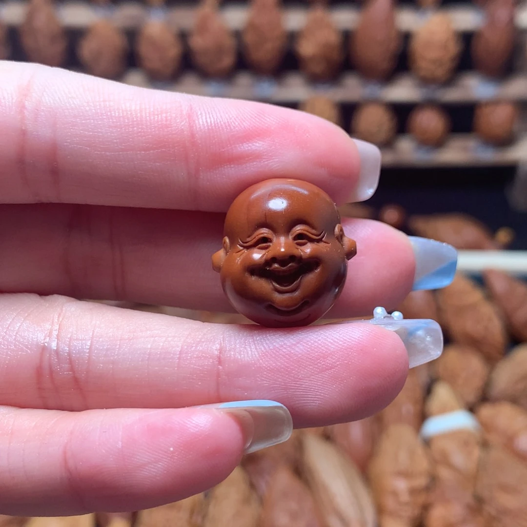 橄榄核把件开心头