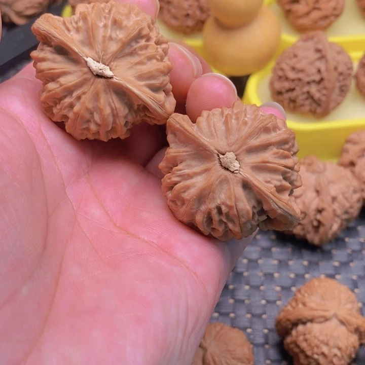 核桃手串/手链溯*宫灯狮子头44尺