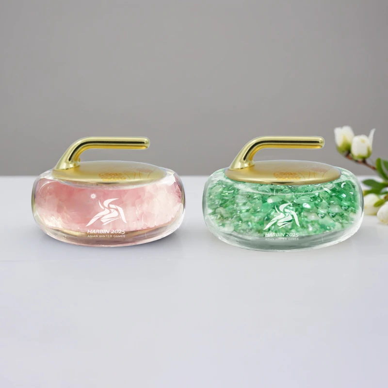 哈尔滨2025·亚冬会水晶迷你冰壶摆件收藏创意周边85mm